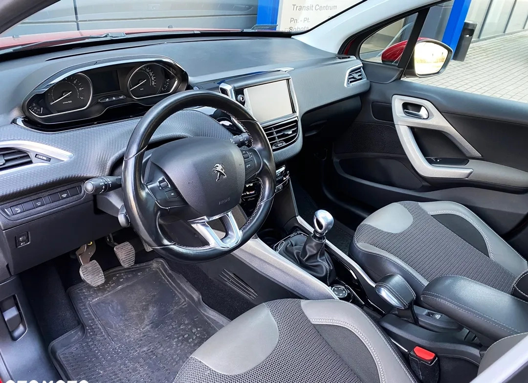 Peugeot 2008 cena 55900 przebieg: 70747, rok produkcji 2017 z Gliwice małe 781